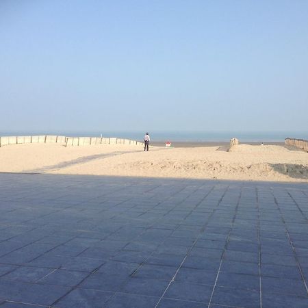 Residentie Hof Van Vlaanderen Nieuwpoort Exterior foto